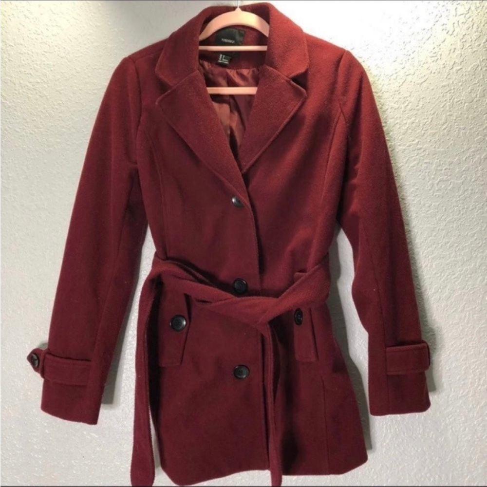Forever 21 Women's Burgundy Belted Pea Coat Small